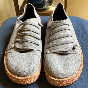 Never Worn Women's Soft Suede Slip-On Flat Ankle Boots in Grey in Size 8